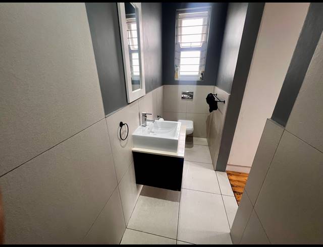 4 BEDROOM FREESTANDING FOR SALE IN WINDERMERE